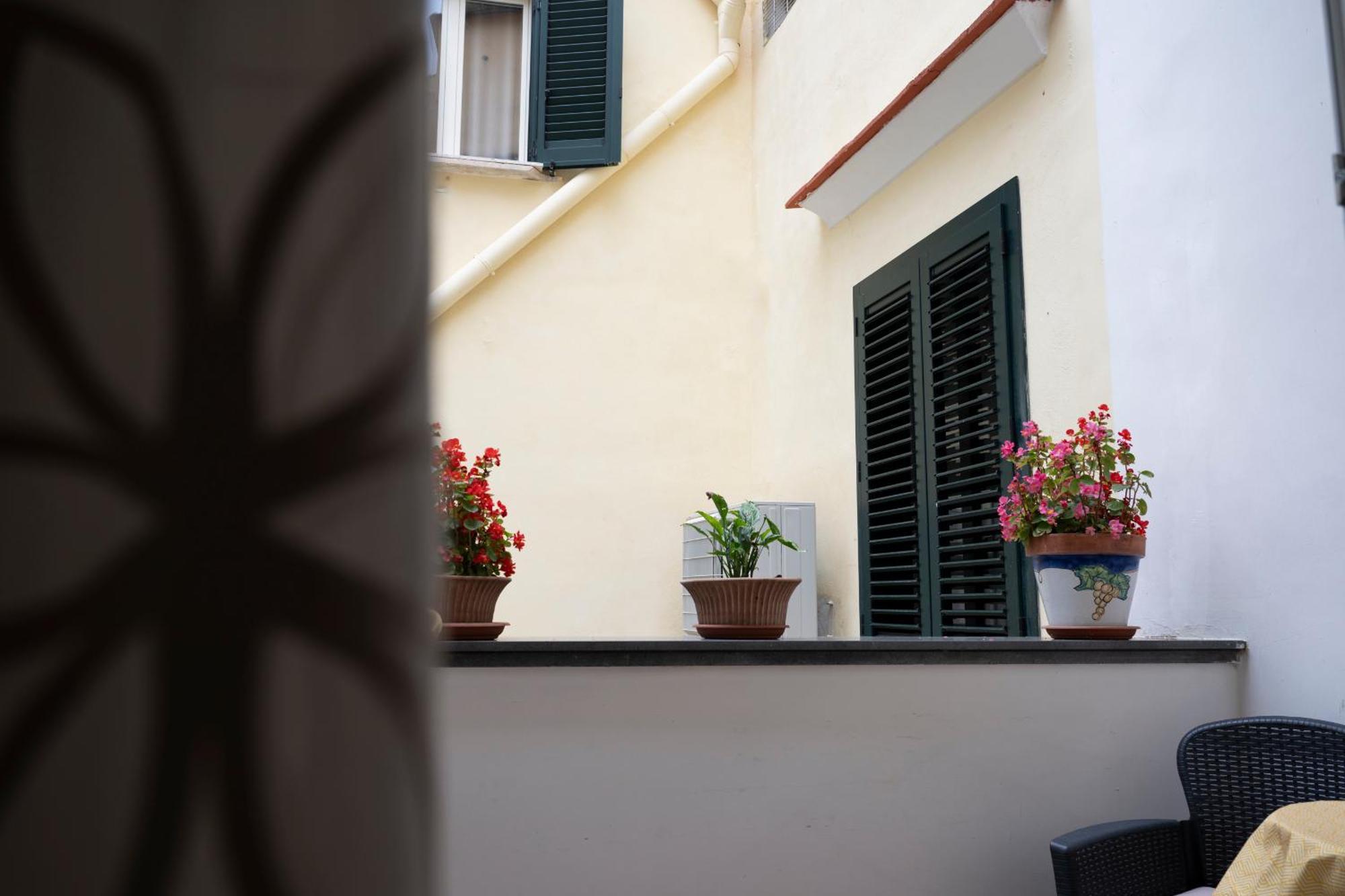 Aparthotel Antica Repubblica In Amalfi Center At 100Mt From The Sea Экстерьер фото