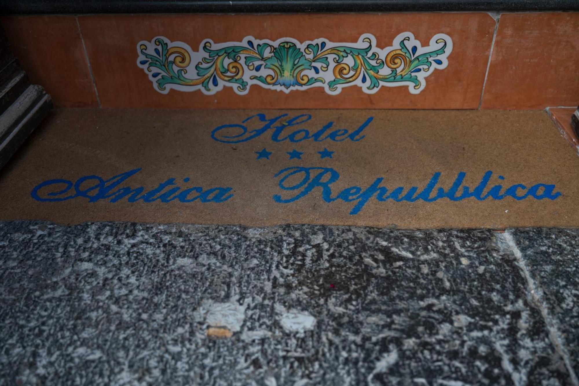 Aparthotel Antica Repubblica In Amalfi Center At 100Mt From The Sea Экстерьер фото